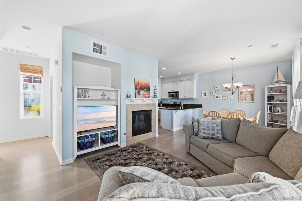 845 Harbor Cliff Way - photo 8