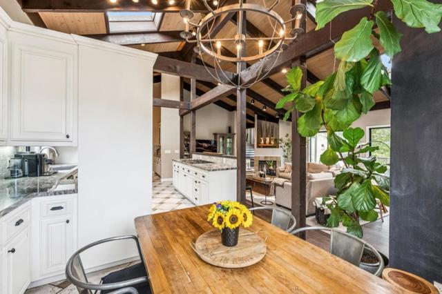 61 Oak Haven Way, Woodside CA: https://media.crmls.org/mediaz/3fd87048-7908-438e-8630-ad775cb031f1.jpg