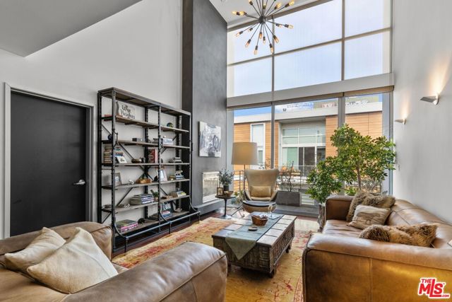 6735 Yucca Street, Los Angeles CA: https://media.crmls.org/mediaz/3fd986de-f174-4d73-b588-3ceaaa4c2b7a.jpg