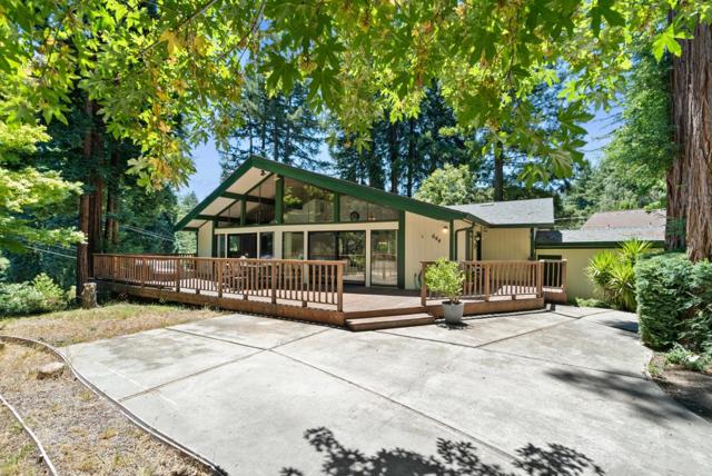 644 Debbie Drive, Boulder Creek CA: https://media.crmls.org/mediaz/3fd98b61-7f1f-456e-9186-fd1f59b982e4.jpg