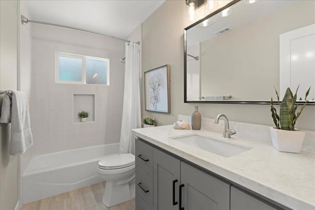 613 Evangeline Way, Hayward CA: https://media.crmls.org/mediaz/3fd99110-4cf6-49e7-ae24-1c53aebed96a.jpg
