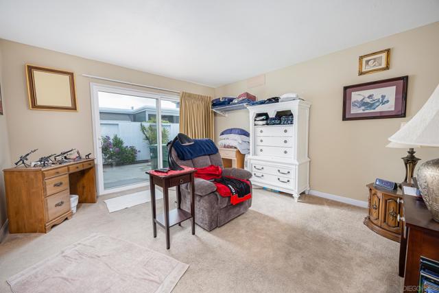 3839 Vista Campana S, Oceanside CA: https://media.crmls.org/mediaz/3fd9d45f-c93a-4957-986b-b86046adb35f.jpg