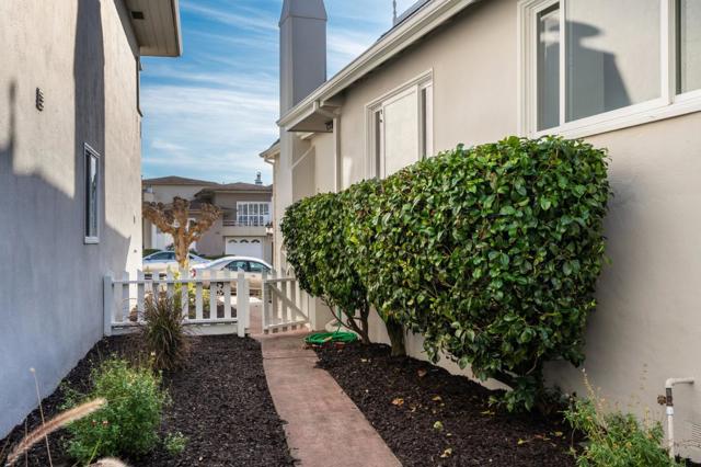 164 Wilshire Avenue, Daly City CA: https://media.crmls.org/mediaz/3fda5143-8671-4dd7-aa7a-099ce43ec9eb.jpg