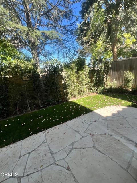Detail Gallery Image 18 of 34 For 889 Shadow Lake Dr, Thousand Oaks,  CA 91360 - 3 Beds | 2/1 Baths