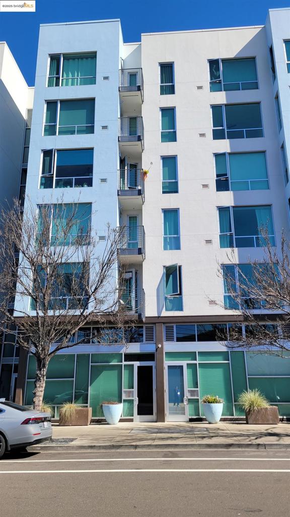 228 2nd Street