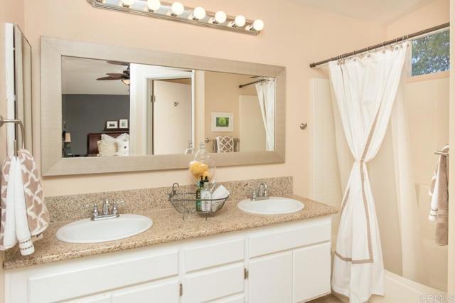 Image 18 of 26 For 4883 Seascape Drive