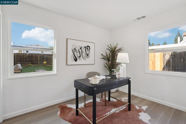 1467 Cape Cod Way, Concord CA: https://media.crmls.org/mediaz/3fdbf73d-27a4-4c11-9d73-2d0ab9503c2c.jpg