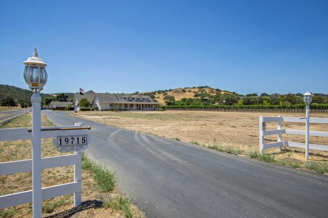 19715 Hale Avenue, Morgan Hill CA: https://media.crmls.org/mediaz/3fdc6c36-10de-47d7-89e2-f06c066c3906.jpg
