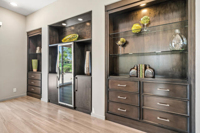 851 Mesa Grande Drive, Palm Desert, CA 92211