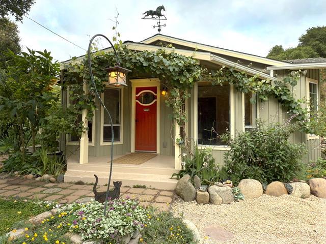 122 Strawberry Canyon Road, Royal Oaks CA: https://media.crmls.org/mediaz/3fde090c-c0f8-4362-bfb6-e5956530e61b.jpg