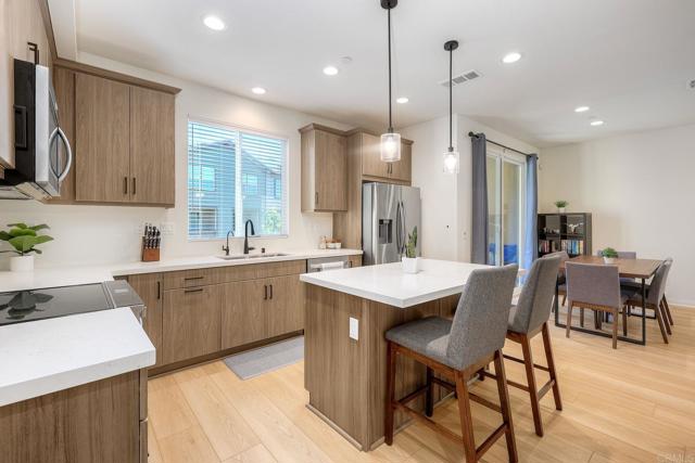 Detail Gallery Image 10 of 31 For 229 Mission Villas Rd., San Marcos,  CA 92069 - 2 Beds | 2/1 Baths