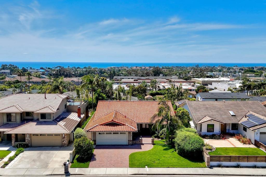 3989 Syme Drive - photo 2