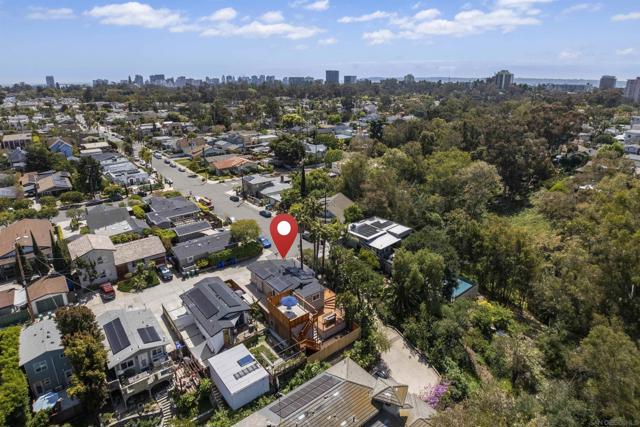 3675 Herbert St, San Diego CA: https://media.crmls.org/mediaz/3fe01dd7-808a-4676-a7fa-6f38265efffa.jpg