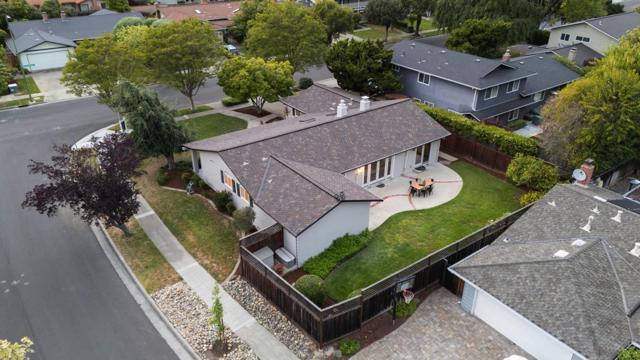 2290 Westmoreland Drive, San Jose CA: https://media.crmls.org/mediaz/3fe147da-bdc3-4abe-943c-2c7ba33103e0.jpg