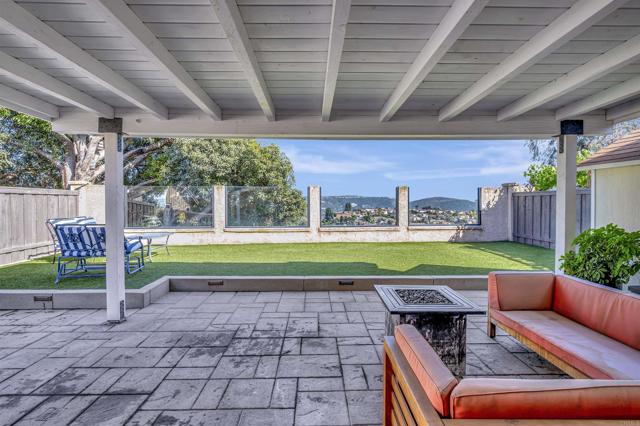 Detail Gallery Image 11 of 49 For 9525 High Park Ln, Rancho Penasquitos,  CA 92129 - 3 Beds | 3 Baths