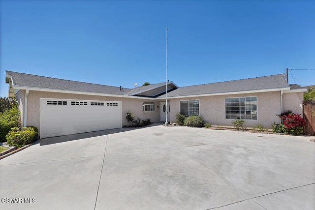 818 N Lois Avenue, Newbury Park CA: https://media.crmls.org/mediaz/3fe178d2-7a7d-4c10-aaa7-91dc5d7c704d.jpg