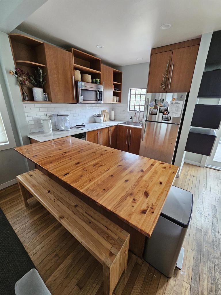 4627 Dwight Street - photo 5