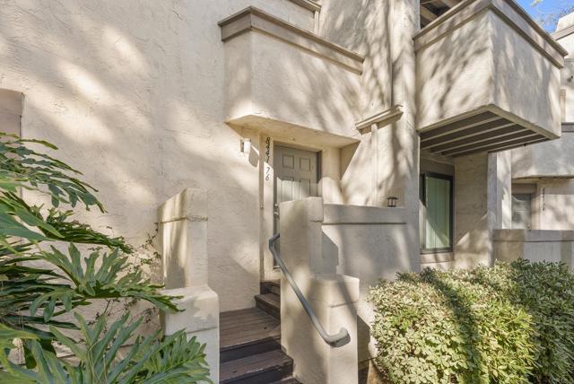 8441 Via Mallorca, La Jolla CA: https://media.crmls.org/mediaz/3fe1cb22-e925-43f2-921f-b510b6ce9cb5.jpg