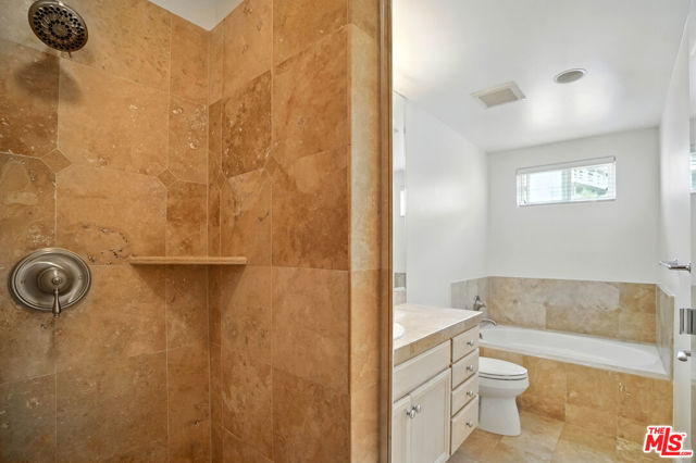6440 Lunita Road, Malibu CA: https://media.crmls.org/mediaz/3fe1ff6d-384b-405c-b3af-c0ab11f9e5d2.jpg