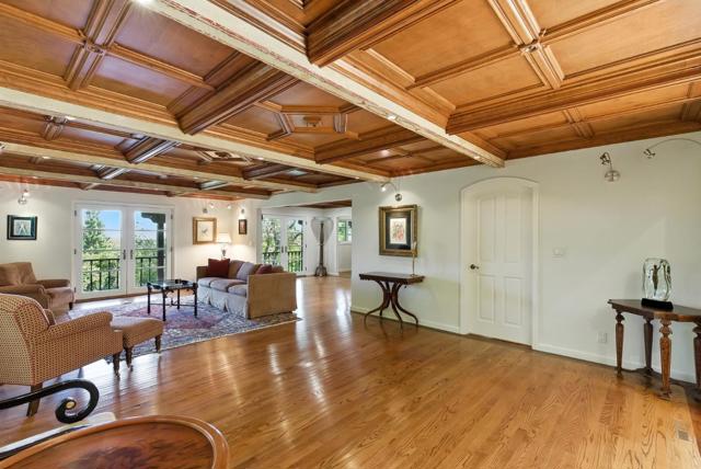 11510 Summit Wood Road, Los Altos Hills CA: https://media.crmls.org/mediaz/3fe286e0-747e-442d-8e33-6d07a975f4a2.jpg