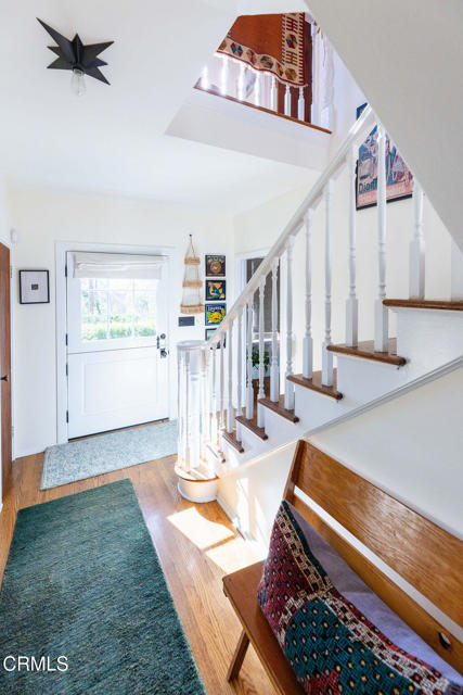 Detail Gallery Image 9 of 24 For 4053 Cromwell Ave, Los Angeles,  CA 90027 - 3 Beds | 3 Baths