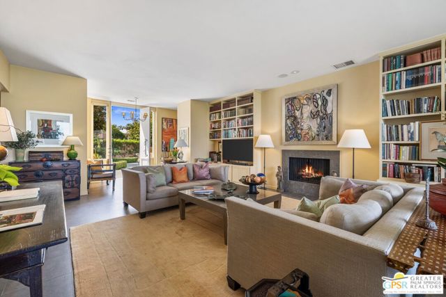 47425 Medina Drive, Palm Desert CA: https://media.crmls.org/mediaz/3fe3f6ef-980d-4c95-9126-e2191a698336.jpg