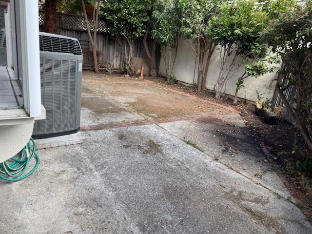 34198 Tony Terrace, Fremont CA: https://media.crmls.org/mediaz/3fe42f97-a9b1-44bc-815a-22185e3ea07b.jpg