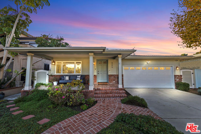 505 Panama Avenue, Long Beach CA: https://media.crmls.org/mediaz/3fe4a917-8dfe-43a1-bcc7-dee58740dd9c.jpg