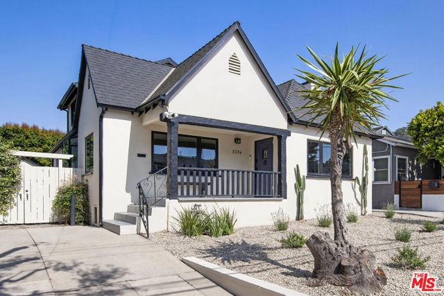 2374 Edgewater Terrace, Los Angeles CA: https://media.crmls.org/mediaz/3fe4f2a9-c3af-43a9-ba32-6ae702f28565.jpg