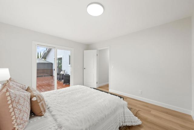 1493 Mallard Way, Sunnyvale CA: https://media.crmls.org/mediaz/3fe53cbb-194f-4264-b384-922eaafb451c.jpg