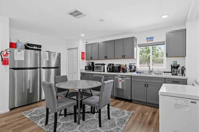 44795 Cabrillo Avenue, Palm Desert, CA 92260