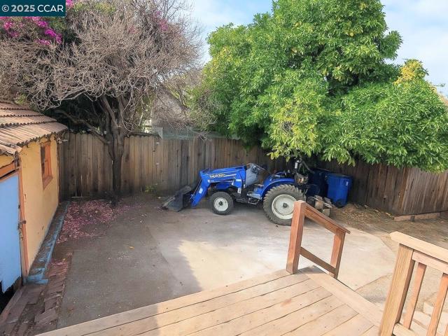 1716 Estudillo St, Martinez CA: https://media.crmls.org/mediaz/3fe686af-c78d-415b-ab14-131dd8cfb458.jpg