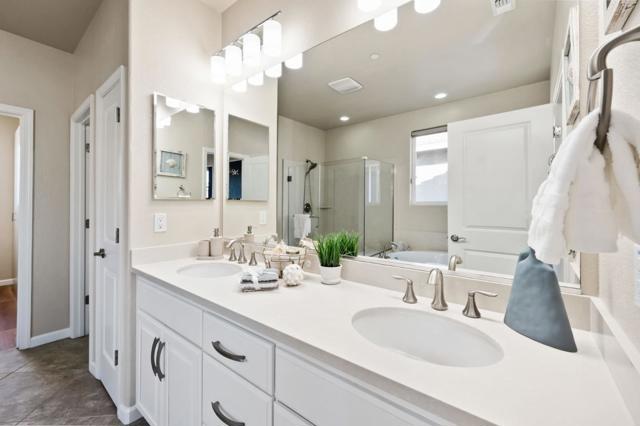 Image 36 of 62 For 32210 Regents Boulevard