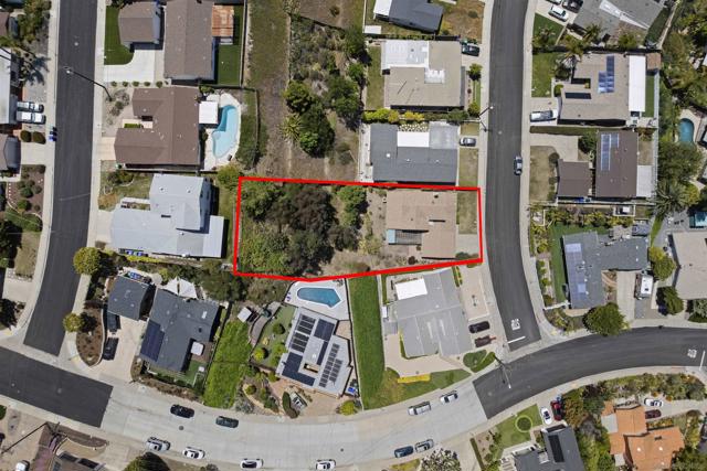 5273 Lewison Pl, San Diego CA: https://media.crmls.org/mediaz/3fe8c6f8-9534-4bb7-a4ed-ac1989262d98.jpg