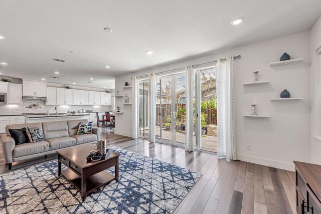 232 Via Encanto, San Ramon CA: https://media.crmls.org/mediaz/3fe8df95-1be7-453f-85ce-b6047a1d7715.jpg