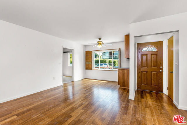 1017 Amoroso Place photo 7