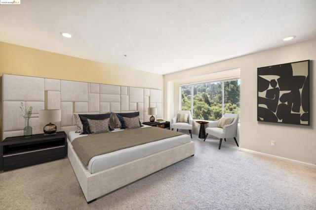 2335 Tunnel Rd, Oakland CA: https://media.crmls.org/mediaz/3fe963ac-21d3-46ec-8224-cbad18ca3c87.jpg