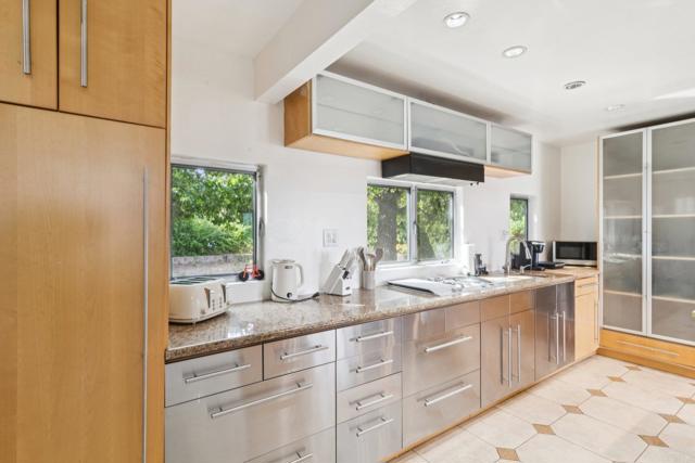 Detail Gallery Image 6 of 56 For 4322 Vista Coronado Dr, Chula Vista,  CA 91910 - 3 Beds | 3 Baths