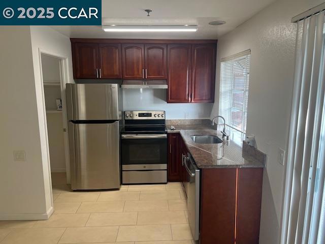 1975 Bonifacio St, Concord CA: https://media.crmls.org/mediaz/3feaca51-7206-447d-bd63-196f65490d72.jpg