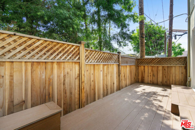 920 Westbourne Drive, West Hollywood CA: https://media.crmls.org/mediaz/3feb04ad-6baf-4e6e-bf66-f4496d0d52dc.jpg