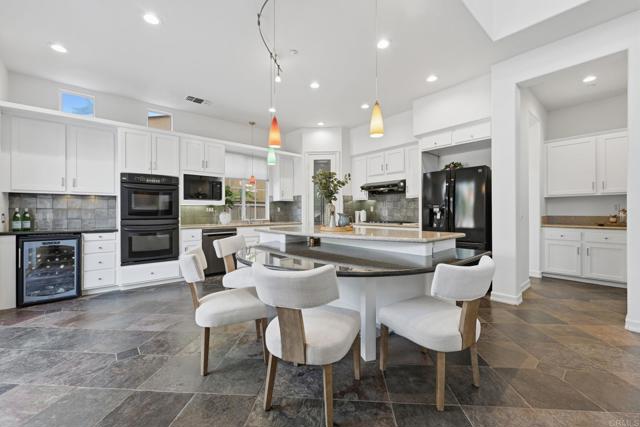 Detail Gallery Image 20 of 65 For 557 Samuel Ct, Encinitas,  CA 92024 - 5 Beds | 4/1 Baths