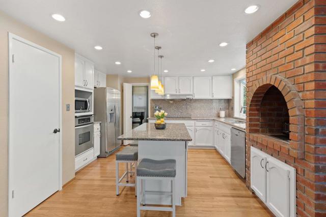 Image 14 of 48 For 895 Alcosta Drive