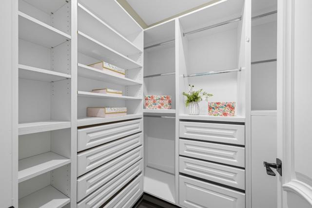 625 W Santa Inez Avenue, Hillsborough CA: https://media.crmls.org/mediaz/3fed0490-3bc5-43c8-9a2d-a1beaddab8fc.jpg