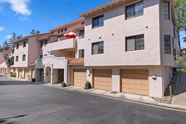 10203 Nile Drive, Cupertino CA: https://media.crmls.org/mediaz/3fed5a8c-6e44-4f2f-a46d-57d1fcefd8e0.jpg