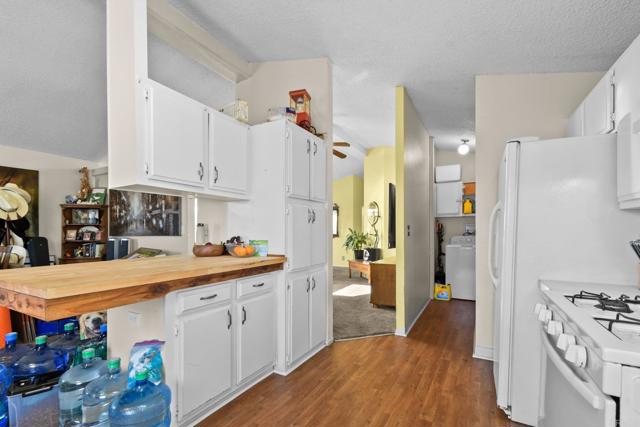 Detail Gallery Image 12 of 30 For 13162 Highway 8 Business #200,  El Cajon,  CA 92021 - 2 Beds | 2 Baths