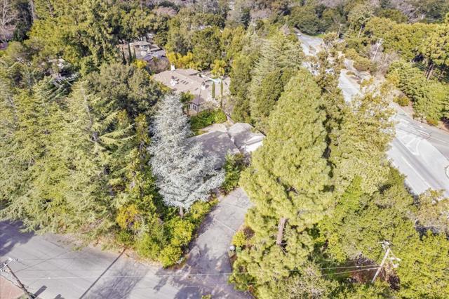 15041 Park Drive, Saratoga CA: https://media.crmls.org/mediaz/3feda003-4da4-4e6d-a09c-57ce3446fb9b.jpg