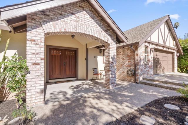 210 Montalvo Road, Redwood City CA: https://media.crmls.org/mediaz/3fee9df8-bb3d-41dd-b0b3-86533f11d534.jpg