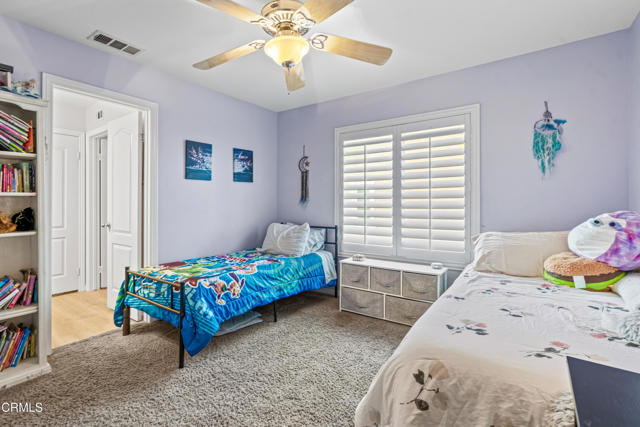 490 Peter Place, Simi Valley CA: https://media.crmls.org/mediaz/3feeca37-40d8-49e5-8755-b2ffded419f8.jpg