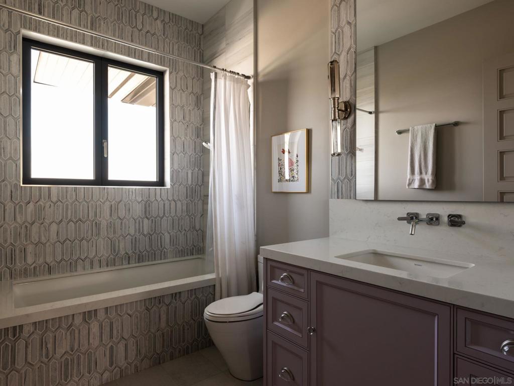 https://media.crmls.org/mediaz/3fef149c-7fe0-47fd-9125-18c5249a92e7.jpg?preset=X-Large