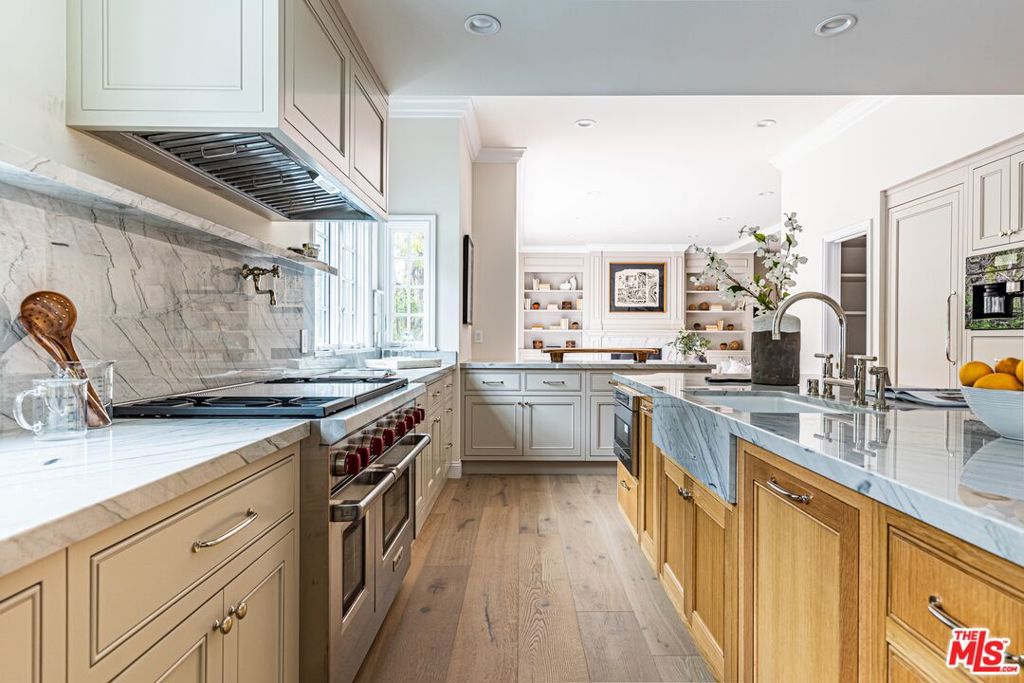 MLS #25528909 img 37